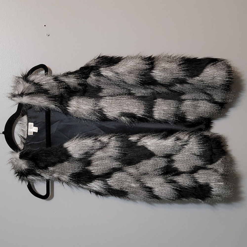 MEDIUM VEST